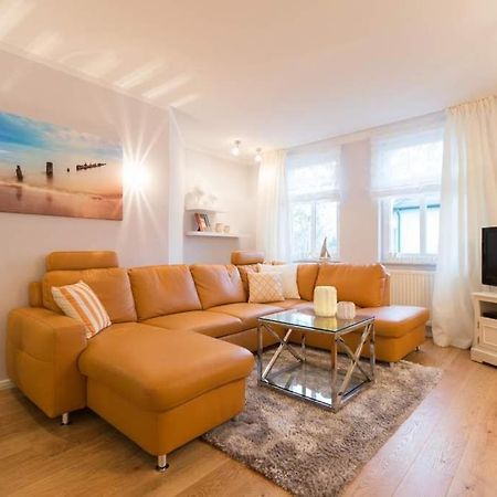 Haus Am Kurpark, App Ahlbeck Daire Heringsdorf Dış mekan fotoğraf